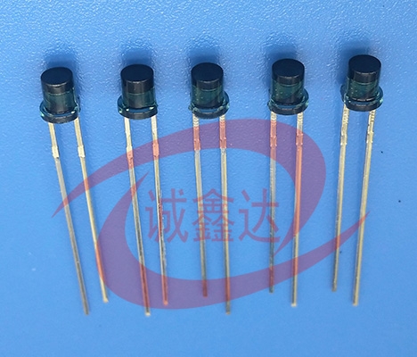 3mm平头滤红外光敏PT550F3H